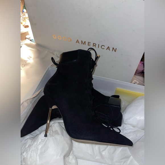 Good American Scandal Lace Up Stilleto Booties Stone BNWB Womens Size 9 Blk/Gold - Picture 9 of 16